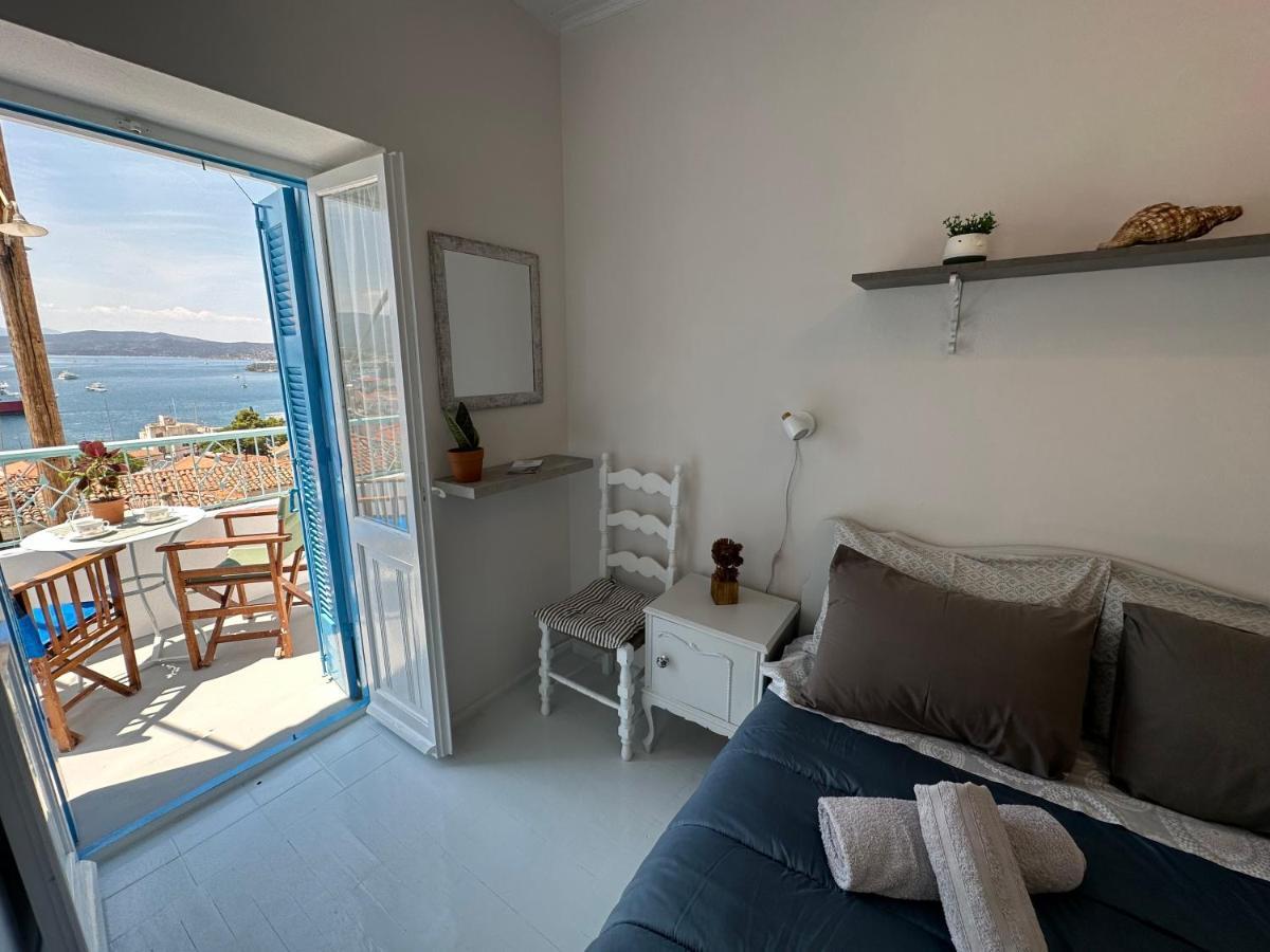 Brinia Cosy Apartment Poros Town Exteriör bild