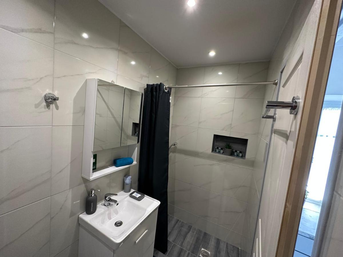Brinia Cosy Apartment Poros Town Exteriör bild