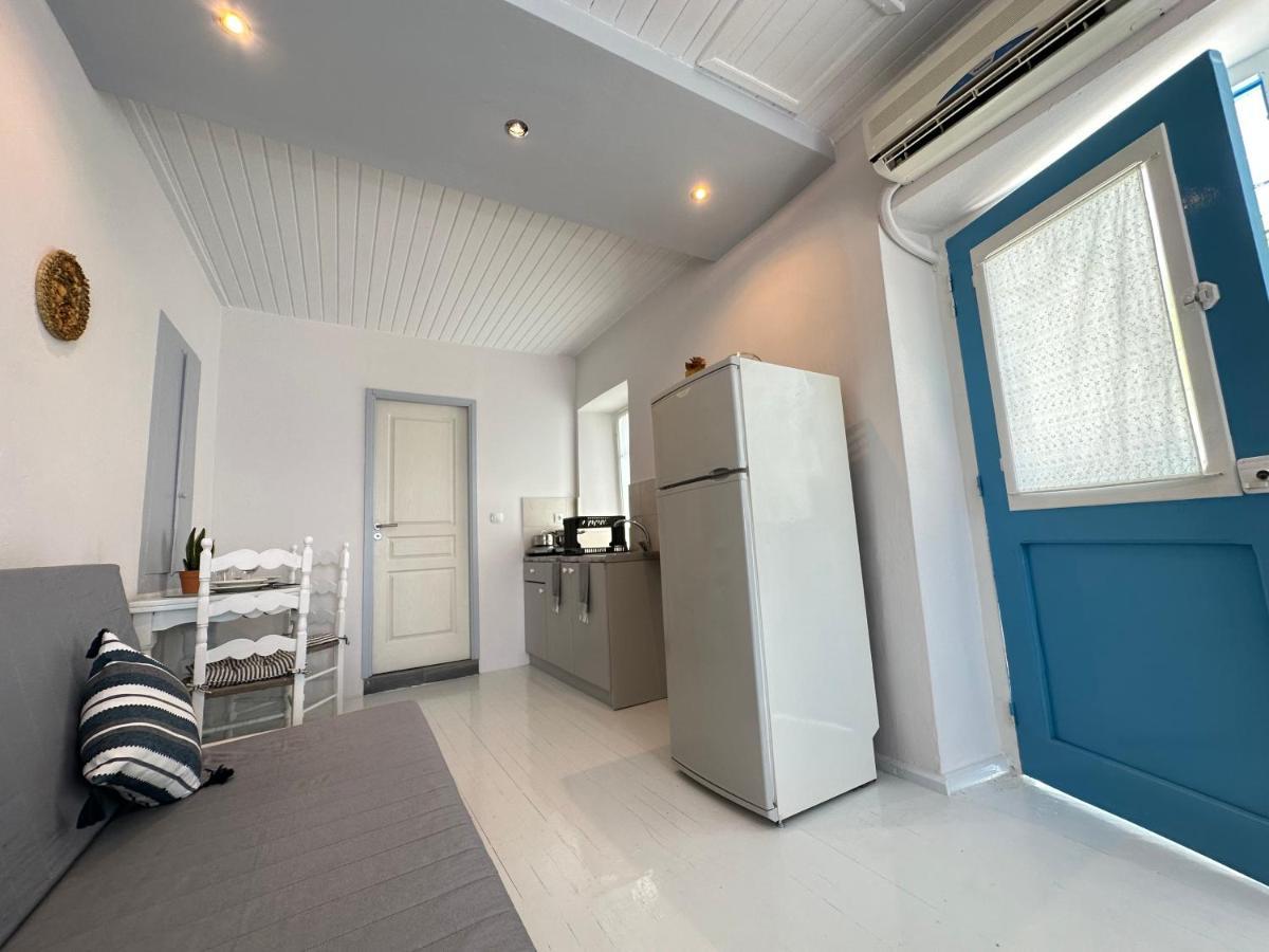Brinia Cosy Apartment Poros Town Exteriör bild