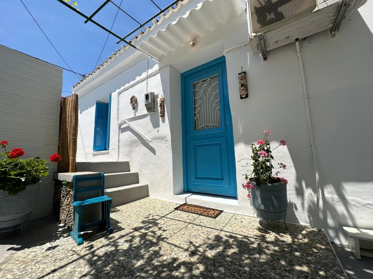 Brinia Cosy Apartment Poros Town Exteriör bild
