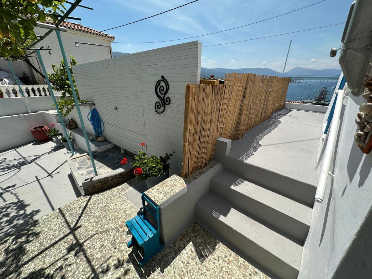 Brinia Cosy Apartment Poros Town Exteriör bild